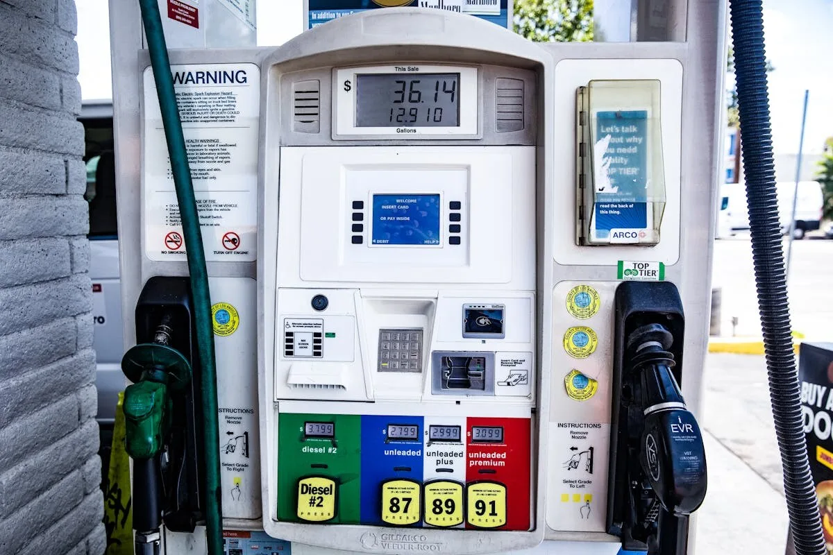 Regra dos 70% Etanol vs Gasolina: Como Funciona de Verdade